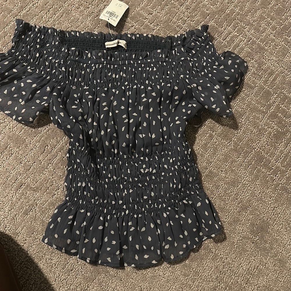 Abercrombie and Fitch off the shoulder top